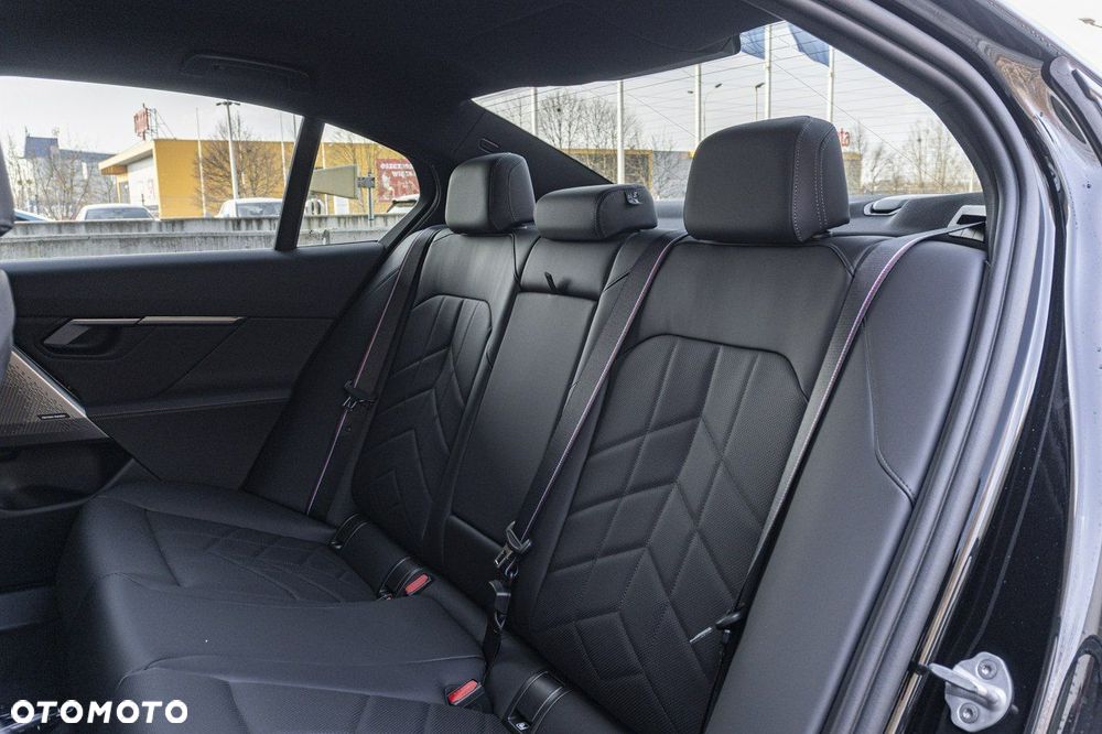 BMW Seria 5 - 28