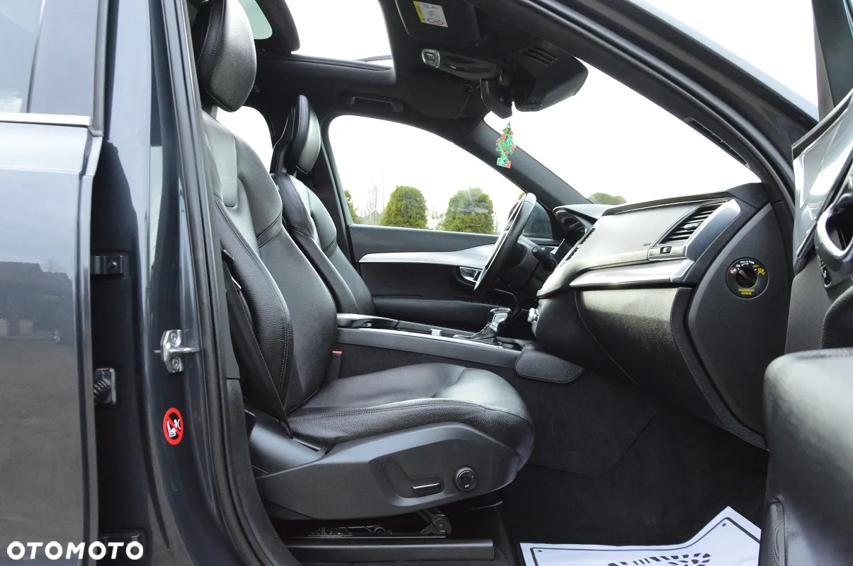 Volvo XC 90 - 34