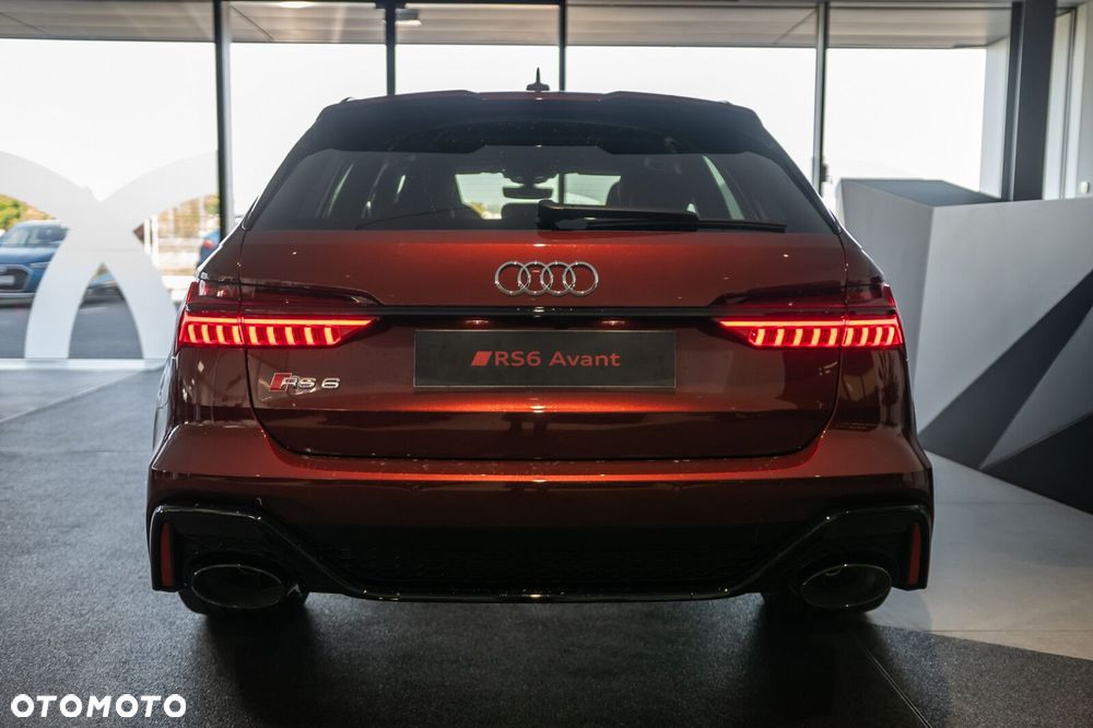 Audi RS6 Avant - 4