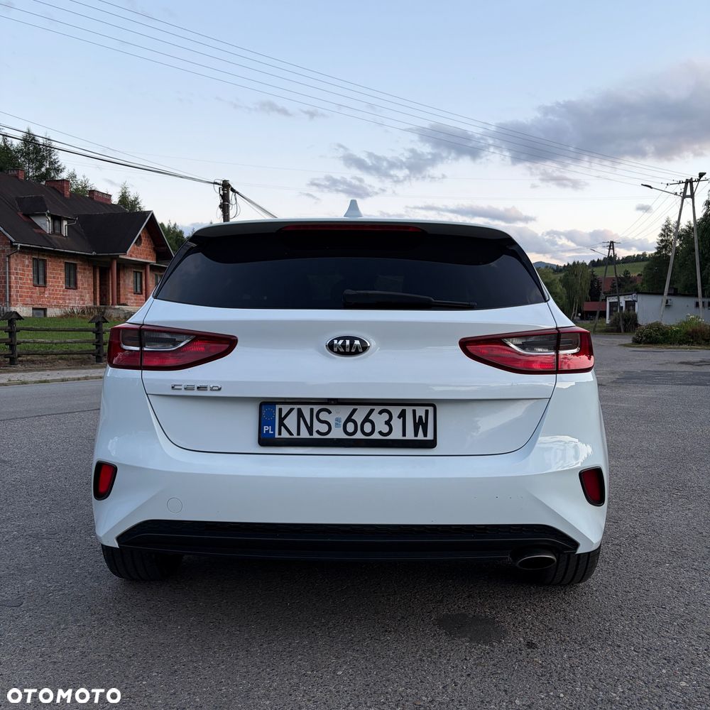 Kia Ceed 1.4 L Business Line - 11