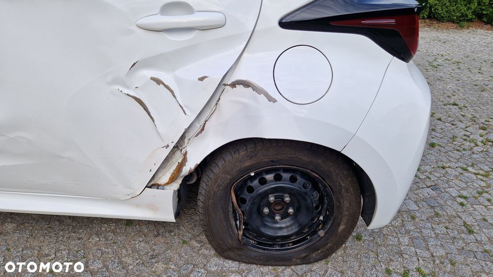 Toyota Yaris - 7