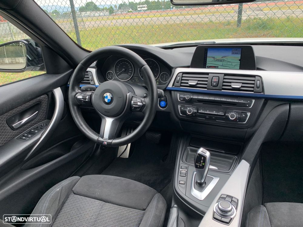 BMW 320 d Auto Pack M - 16