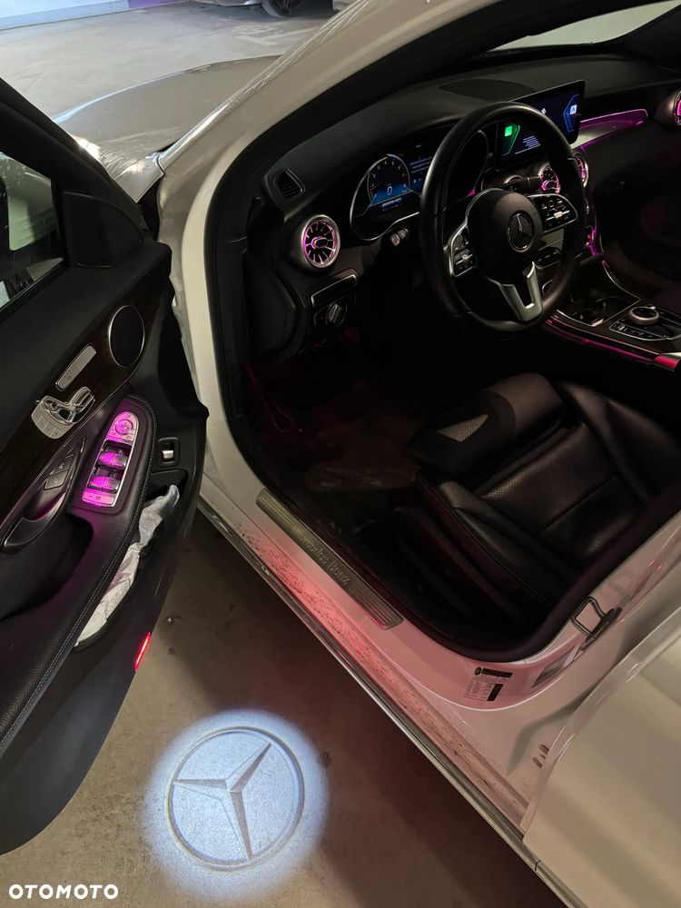 Mercedes-Benz Klasa C 300 9G-TRONIC AMG Line - 4