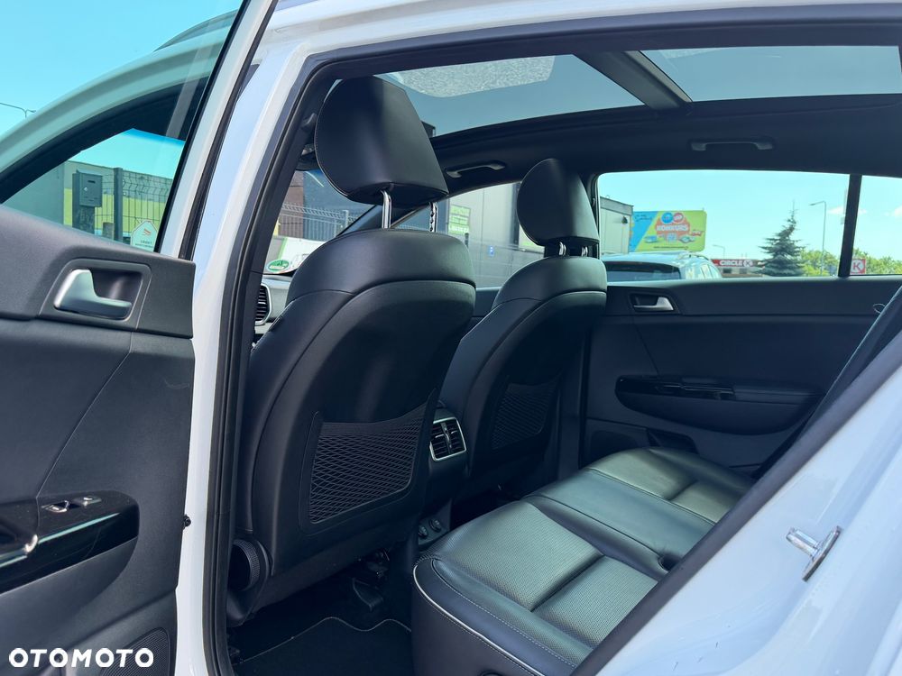 Kia Sportage 1.6 T-GDI AWD GT LINE - 10