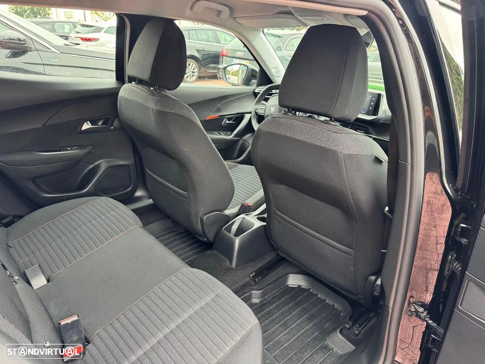 Peugeot 2008 1.2 PureTech Active Pack - 19