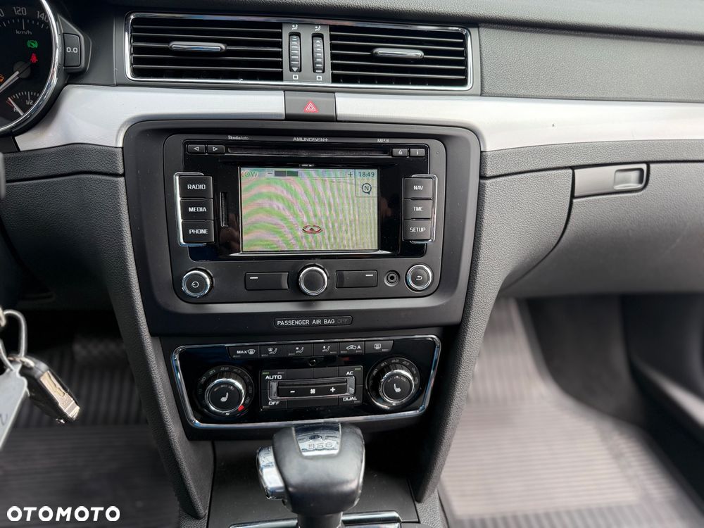 Skoda Superb 2.0 TDI DSG Elegance - 17