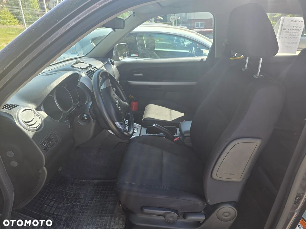 Suzuki Grand Vitara - 8
