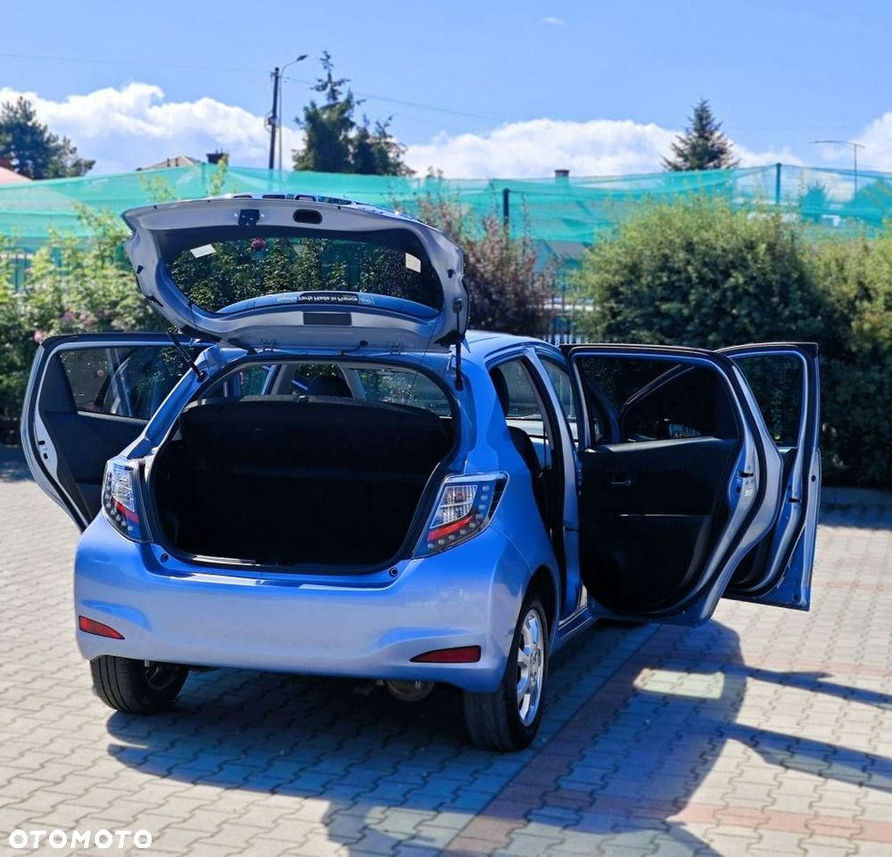 Toyota Yaris - 14