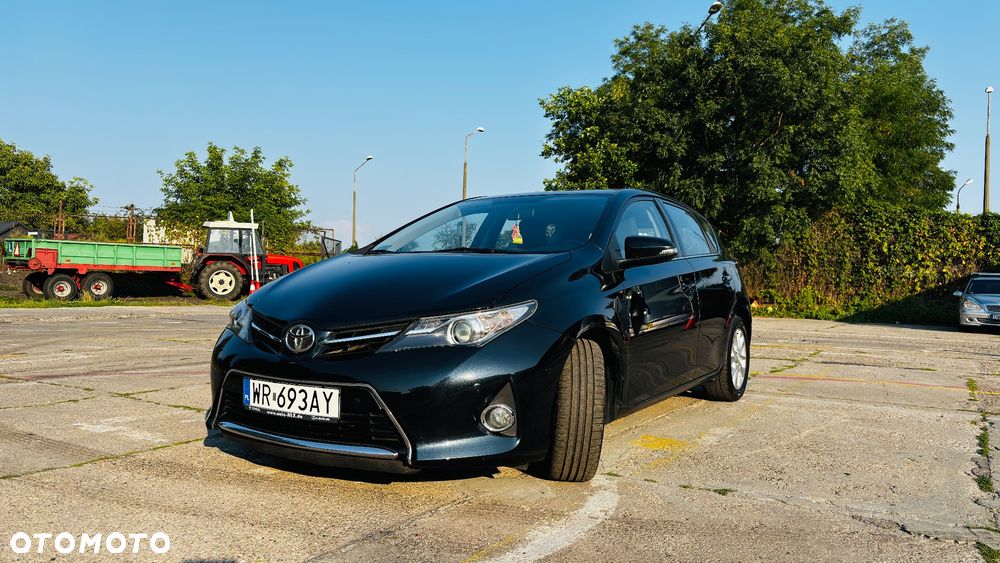 Toyota Auris 1.6 Valvematic Multidrive S Executive - 2