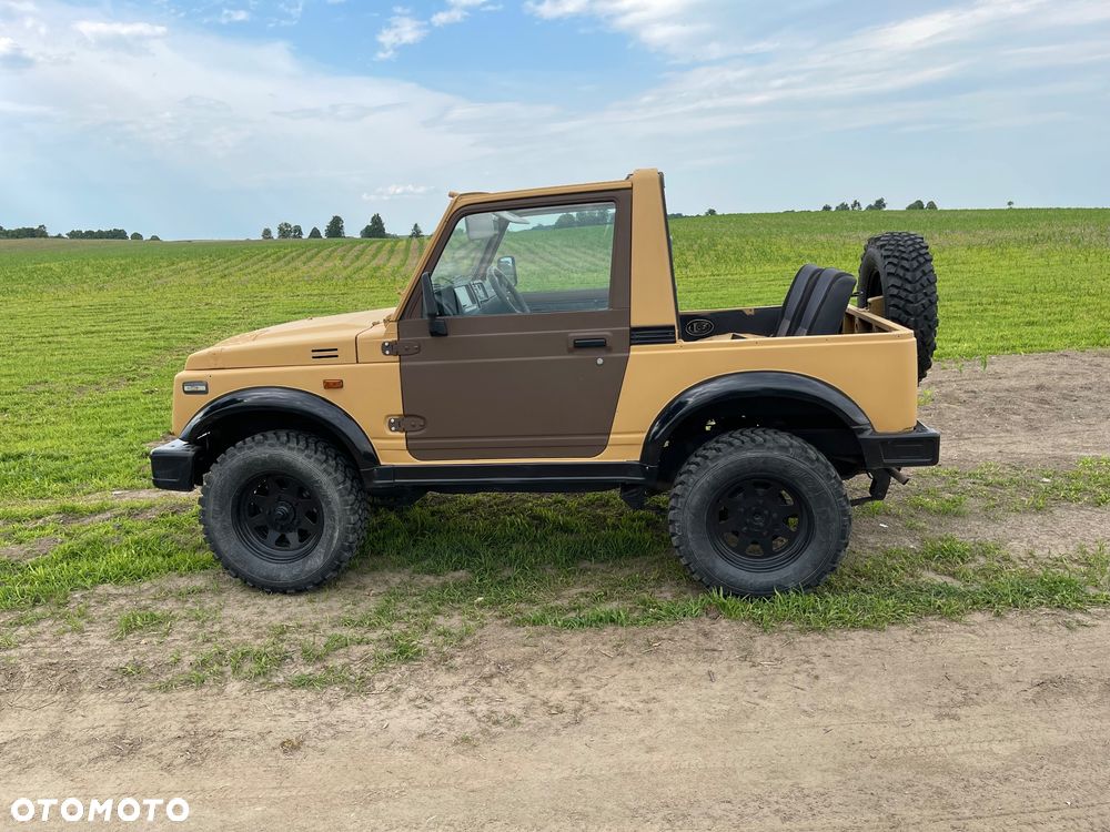 Suzuki Samurai - 22