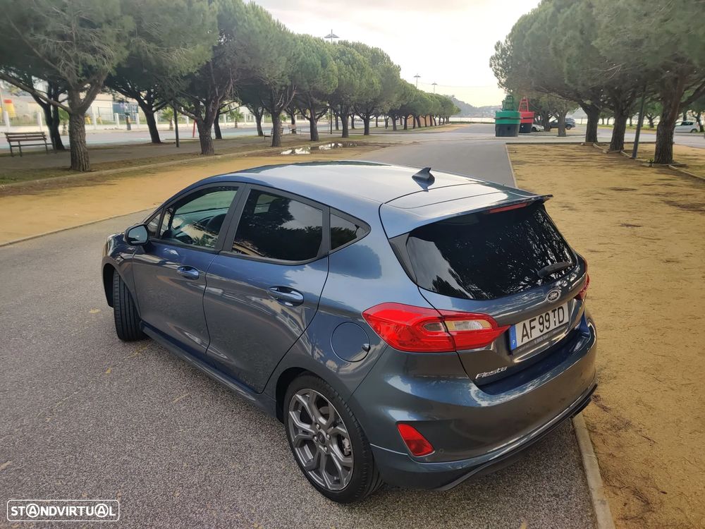 Ford Fiesta 1.0 EcoBoost MHEV ST-Line X - 13