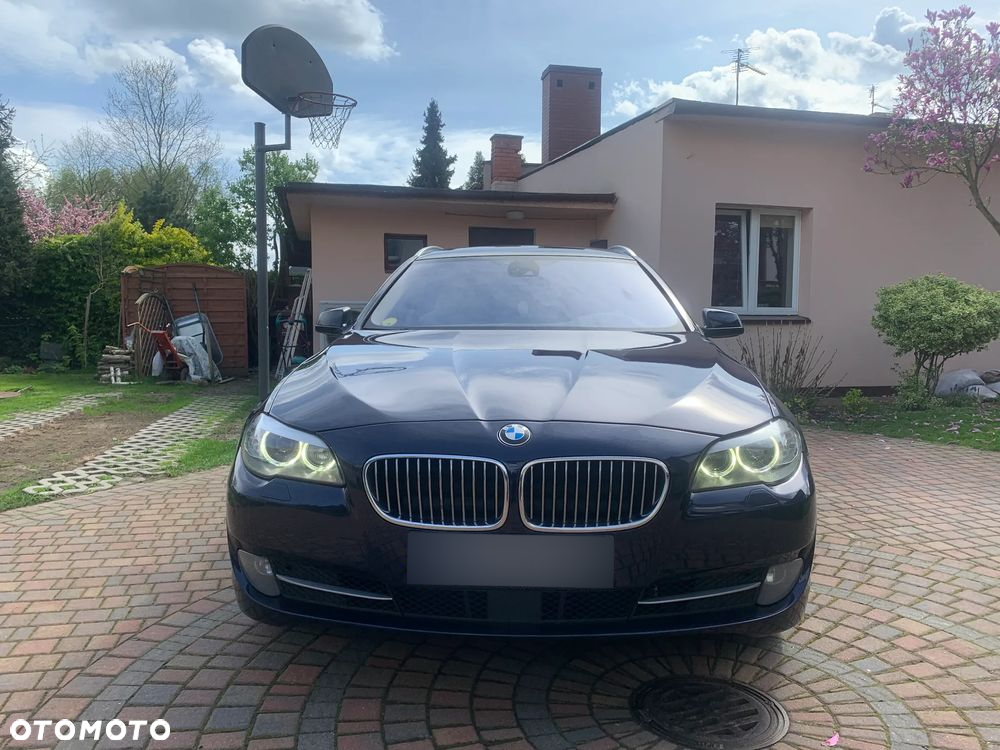 BMW Seria 5 530d xDrive - 8