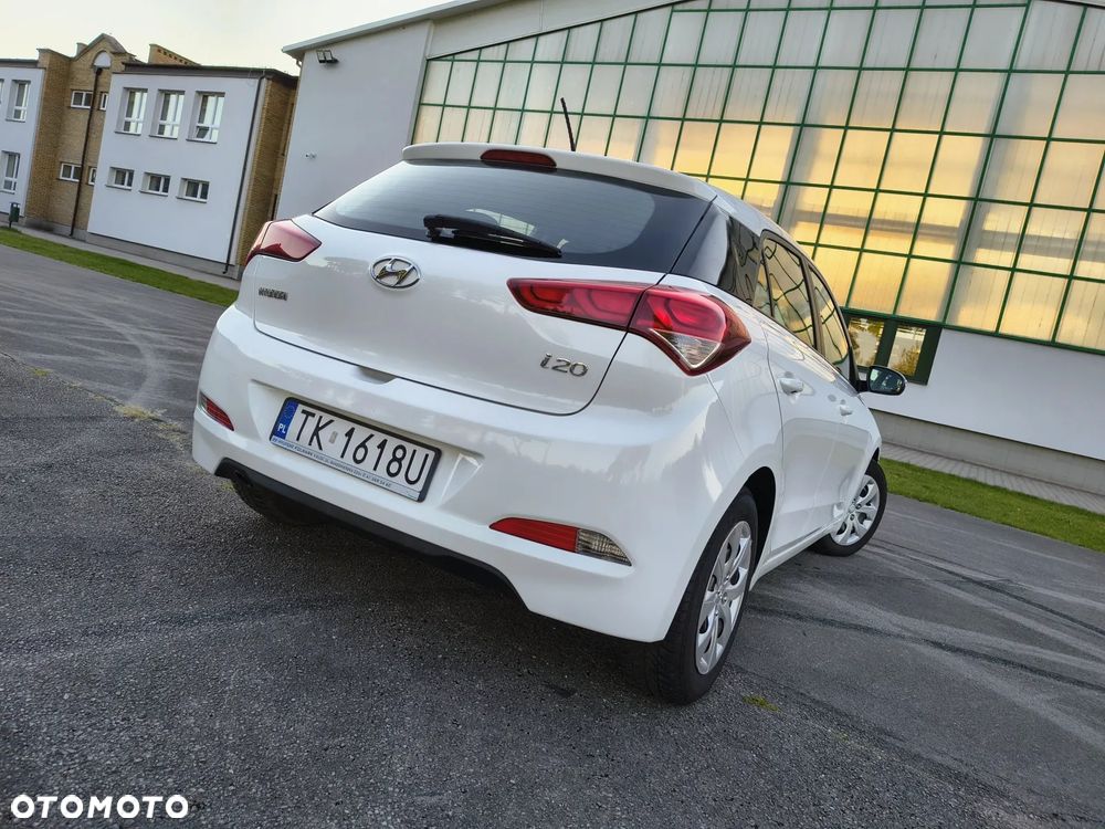 Hyundai I20 2015 photo 5
