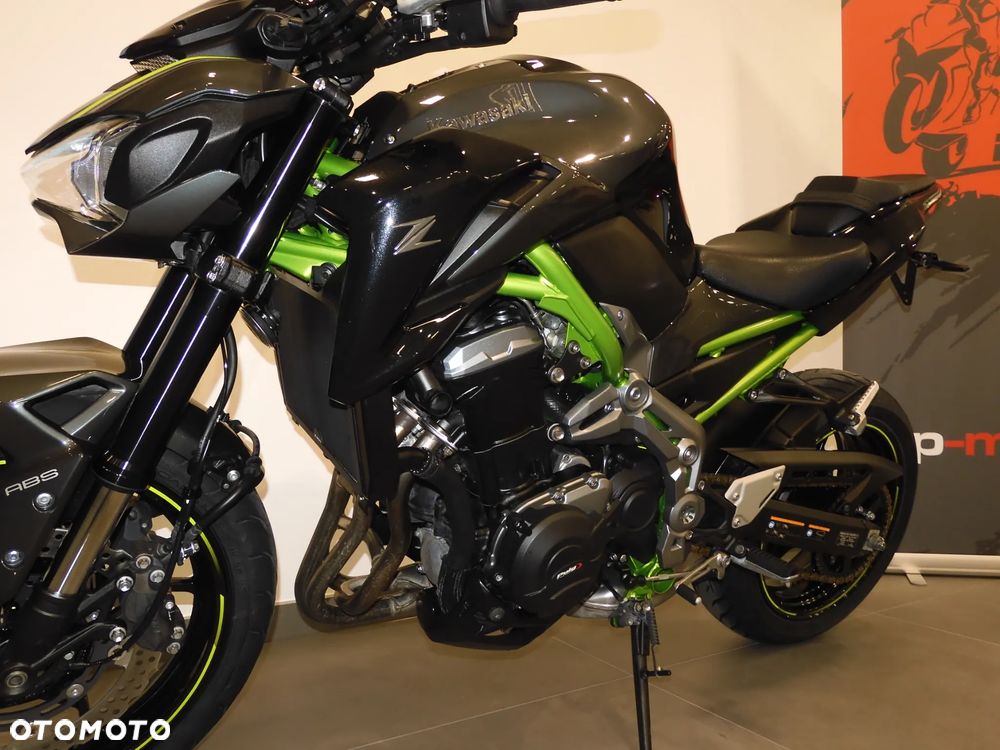 Kawasaki Z 900 - 20