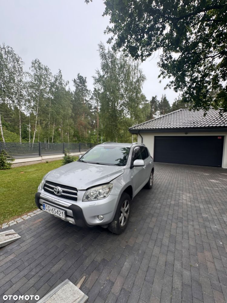 Toyota RAV4 2.0 VVT-i Premium - 3