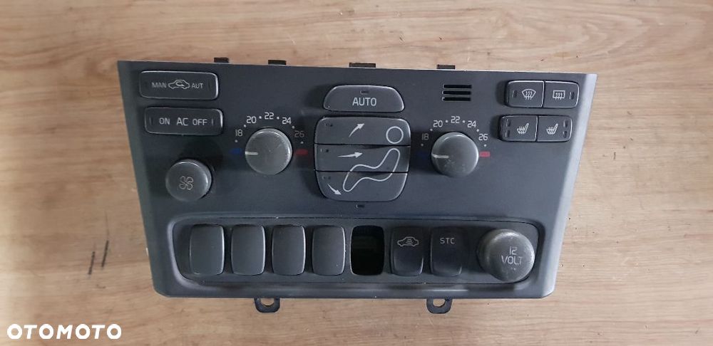 VOLVO S60 S80 V70 XC 70 PANEL NAWIEWU - 1