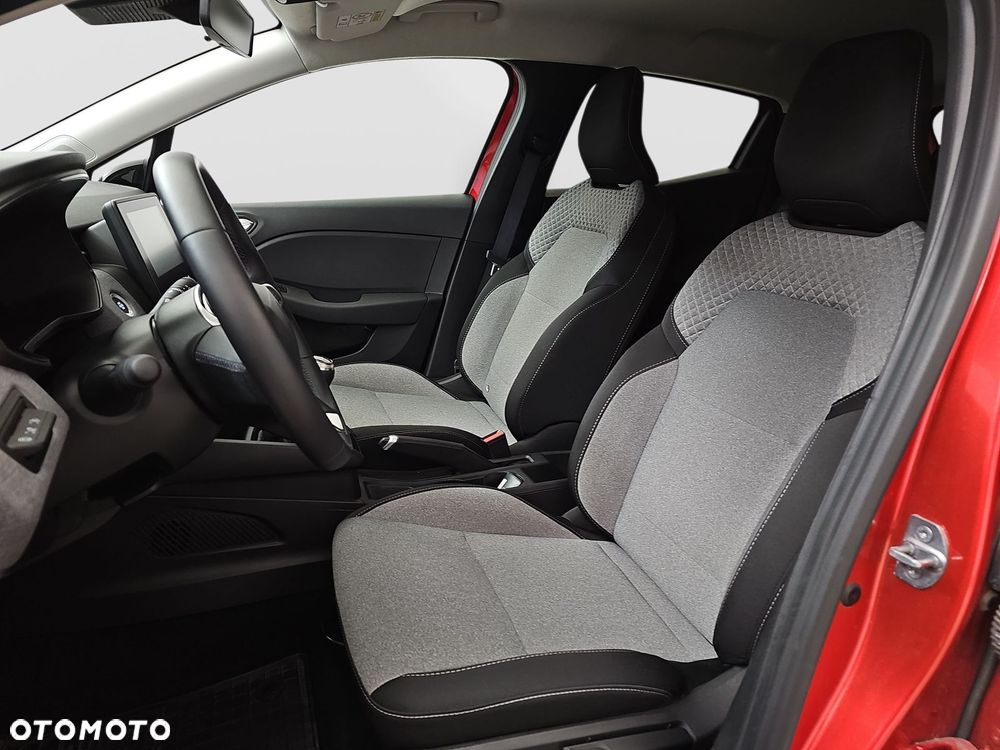 Renault Clio 1.0 TCe Evolution - 10