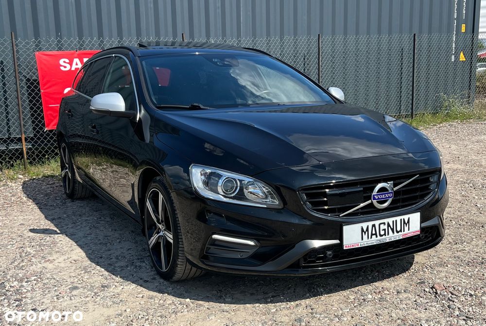 Volvo V60 D3 Drive-E R-Design Momentum - 2
