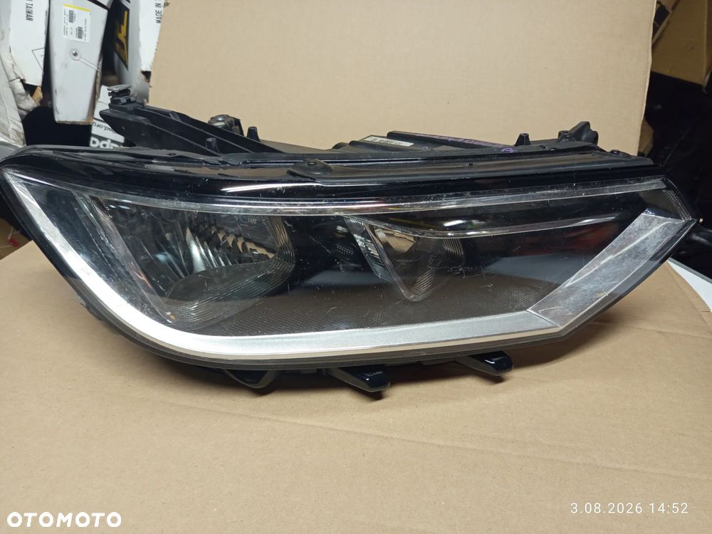 REFLEKTOR VW PASSAT B8 PRAWY 03G1941006A