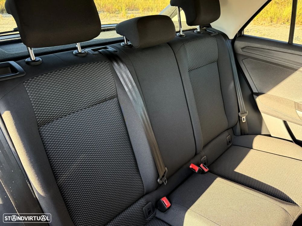 VW T-Roc 2.0 TDI Style - 40