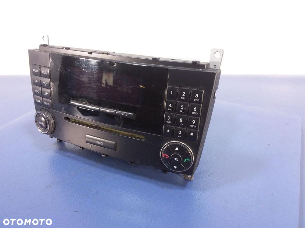MERCEDES C W203 RADIO CD A2038707389 - 2