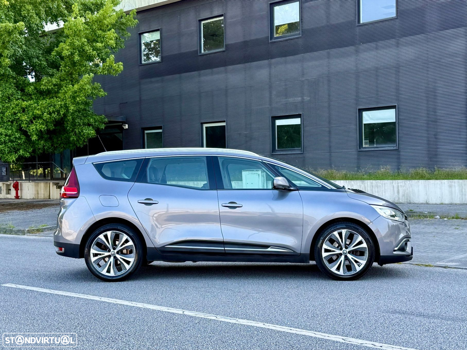 Renault Grand Scénic 1.5 dCi Luxe SS - 9