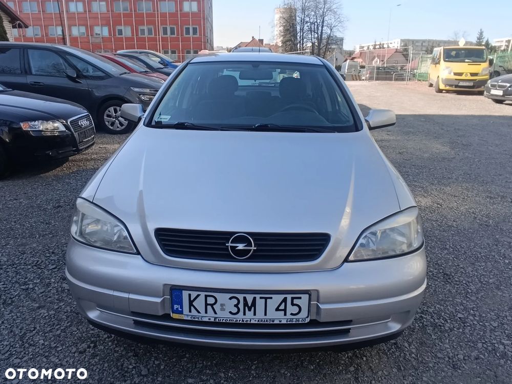 Opel Astra - 1