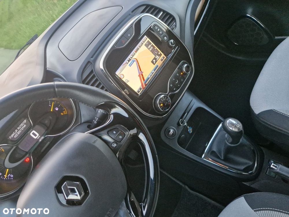 Renault Captur - 16