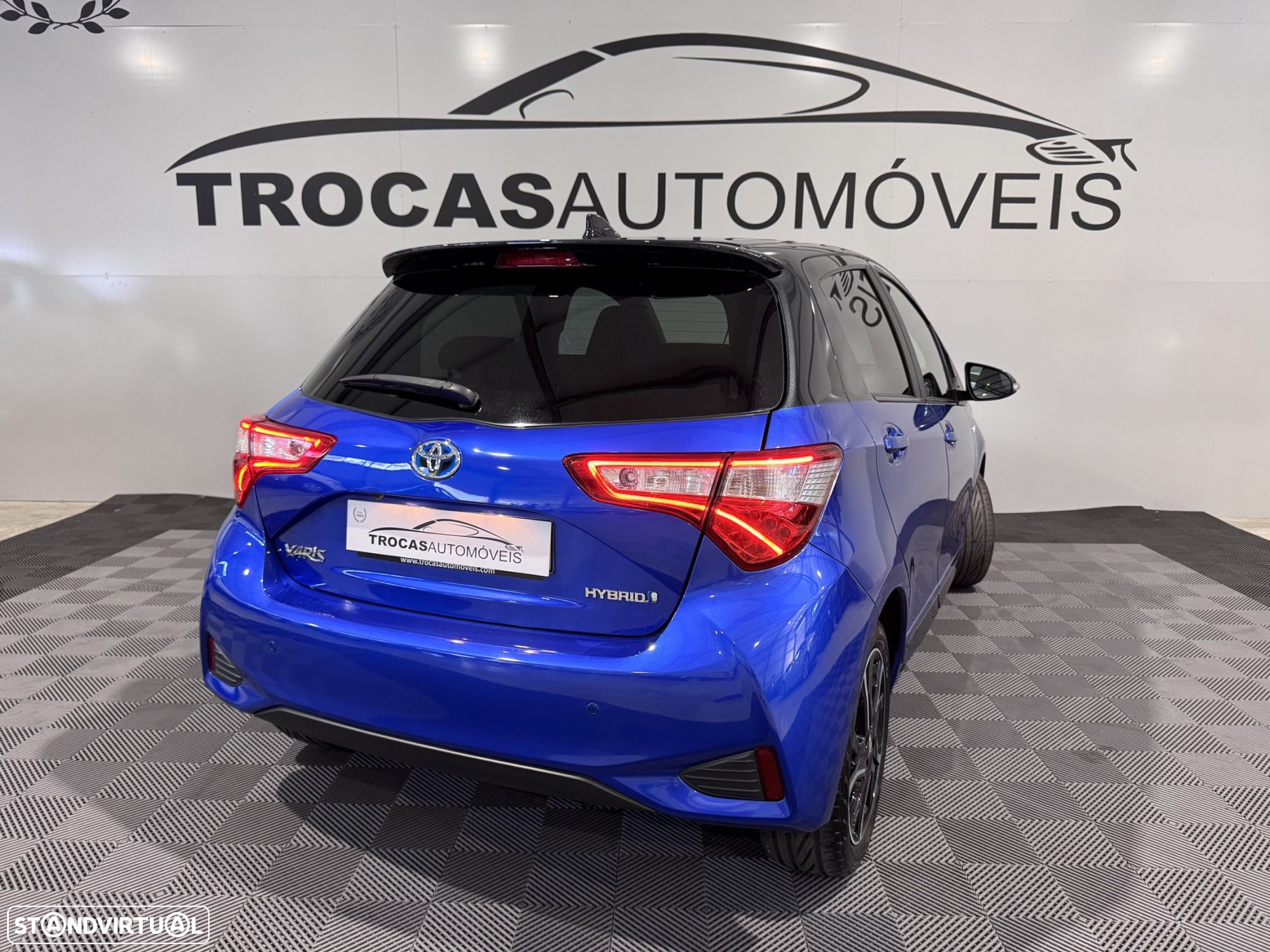 Toyota Yaris 1.5 HSD Exclusive+P.Luxury - 12