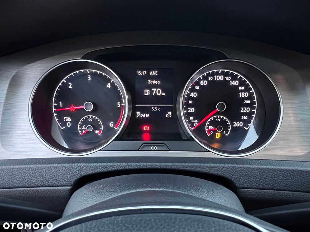 Volkswagen Golf 1.6 TDI BlueMotion Technology Comfortline - 14