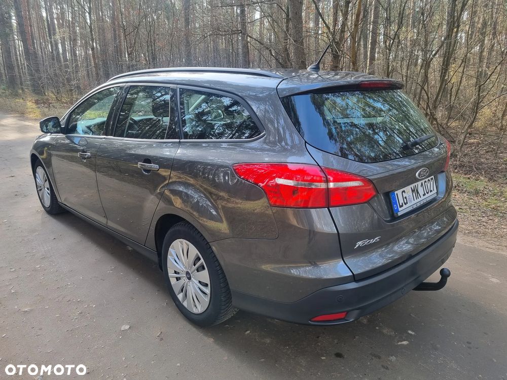 Ford Focus 1.0 EcoBoost Edition - 4