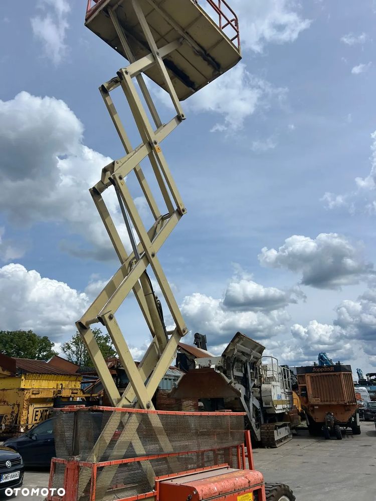 JLG 26 MRT - 13