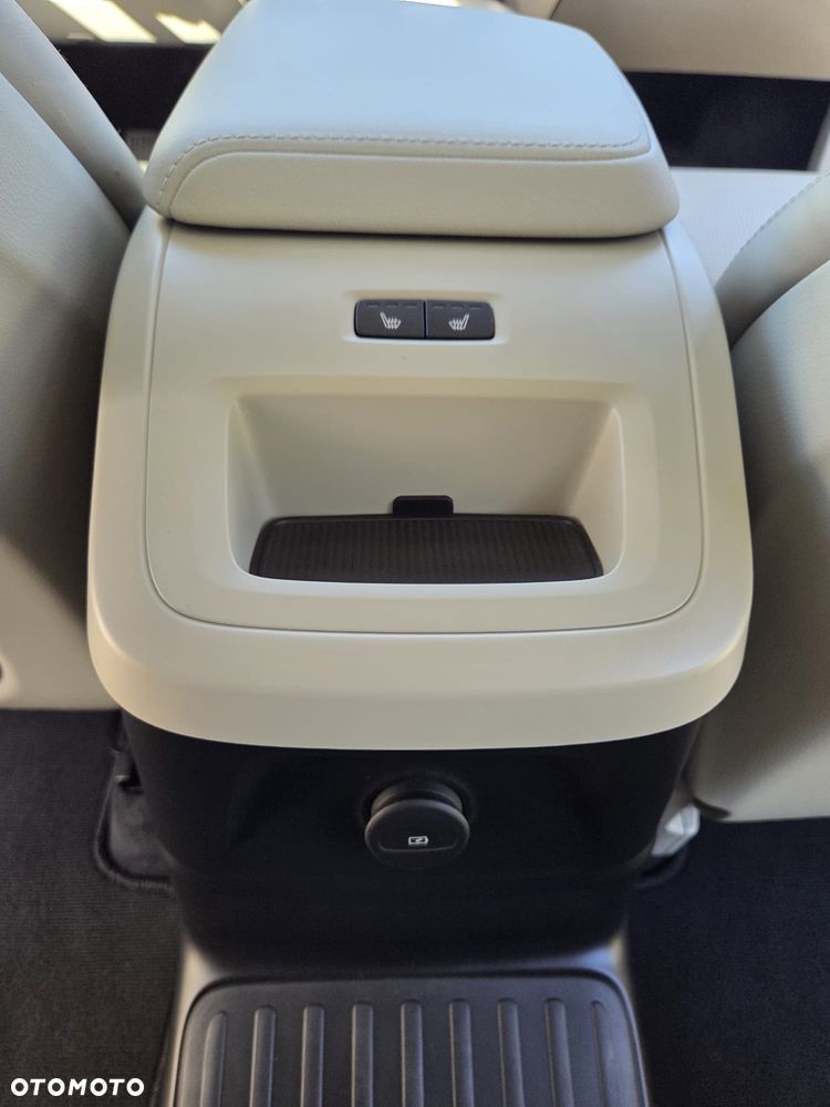 Volvo XC 60 - 26