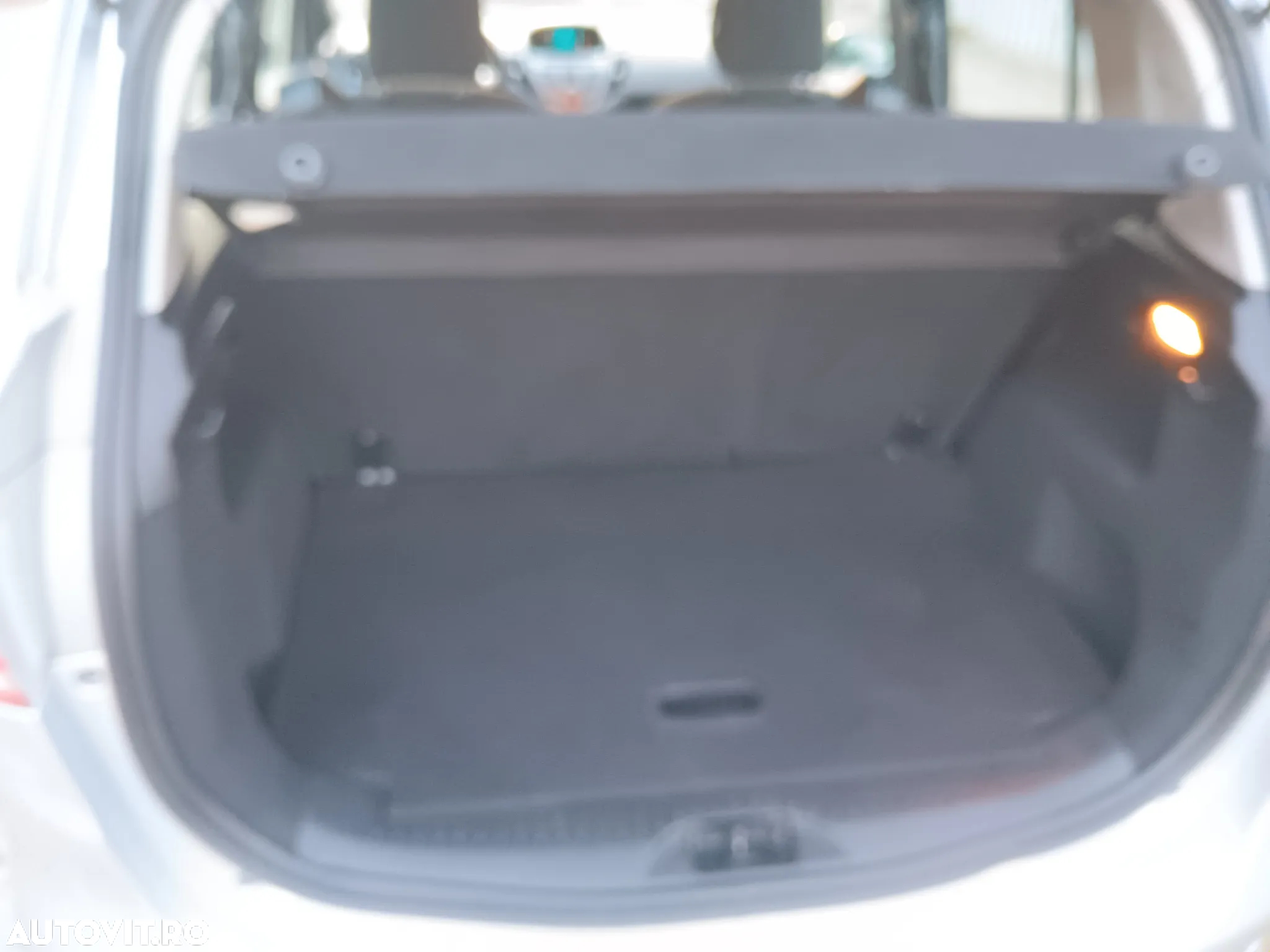 Ford B-Max 1.5 TDCi Ambiente - 22