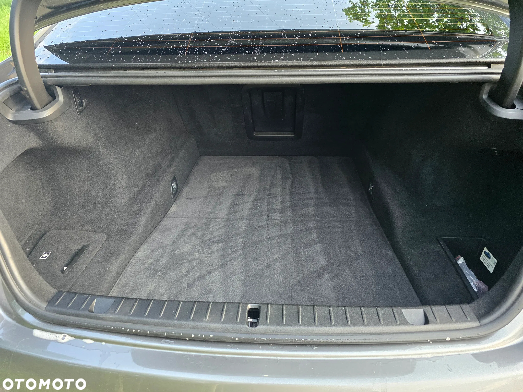 BMW Seria 7 750Li xDrive - 11