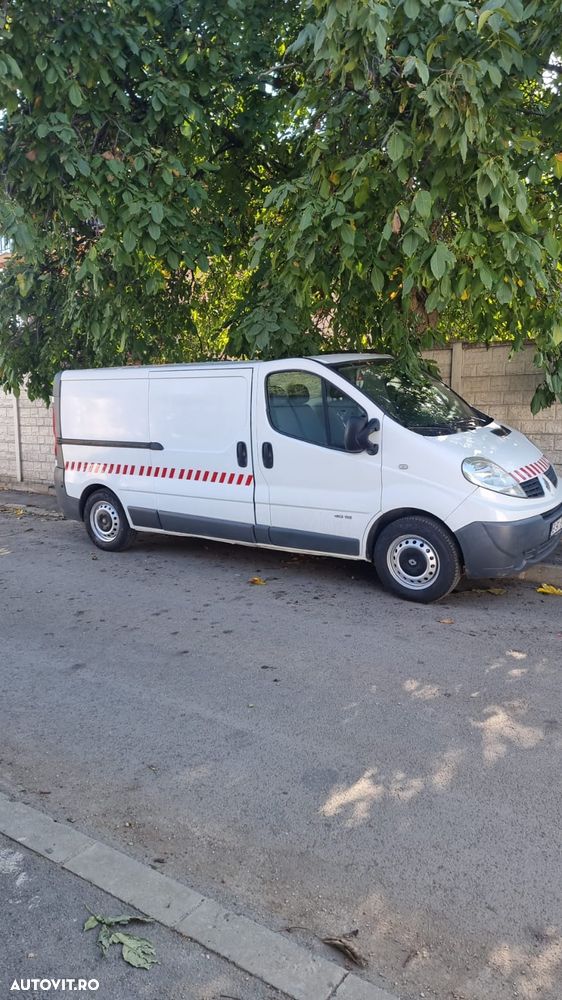 Renault Trafic - 1