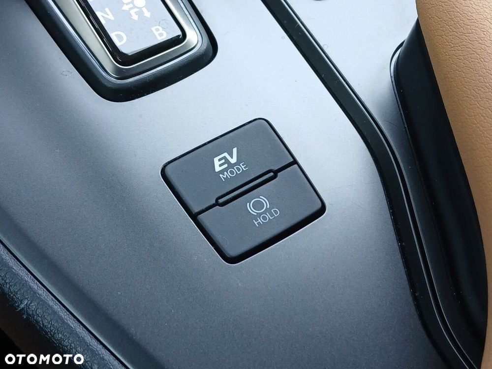 Lexus UX 300h F Sport Design - 27