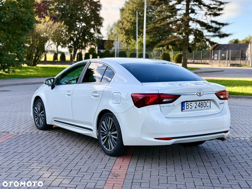 Toyota Avensis - 4