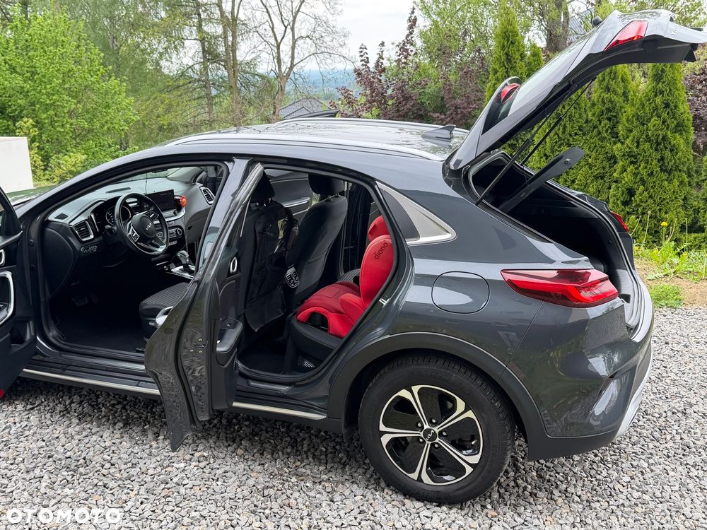 Kia XCeed - 37