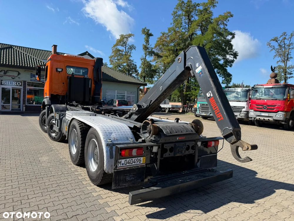 Mercedes-Benz Arocs 3242 - 11