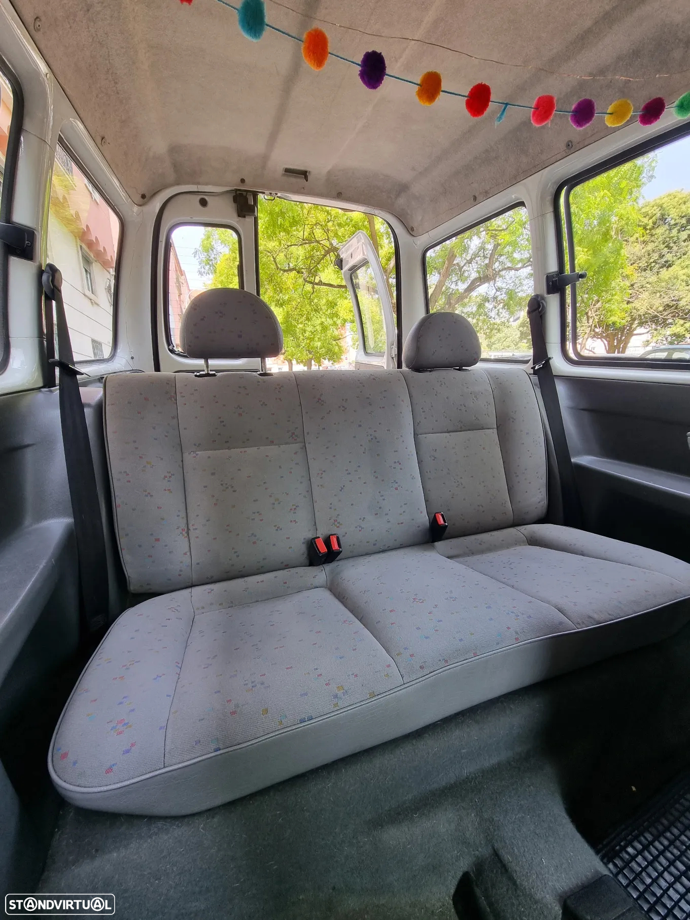 VW Caddy 1.4i - 22