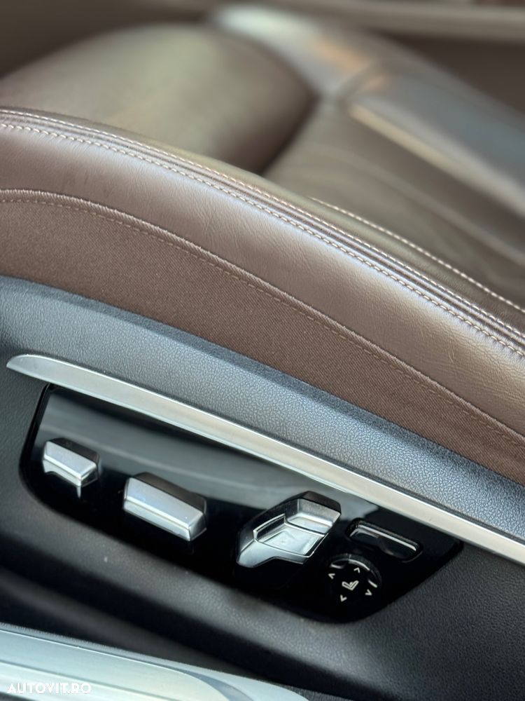 BMW Seria 7 740d xDrive - 31