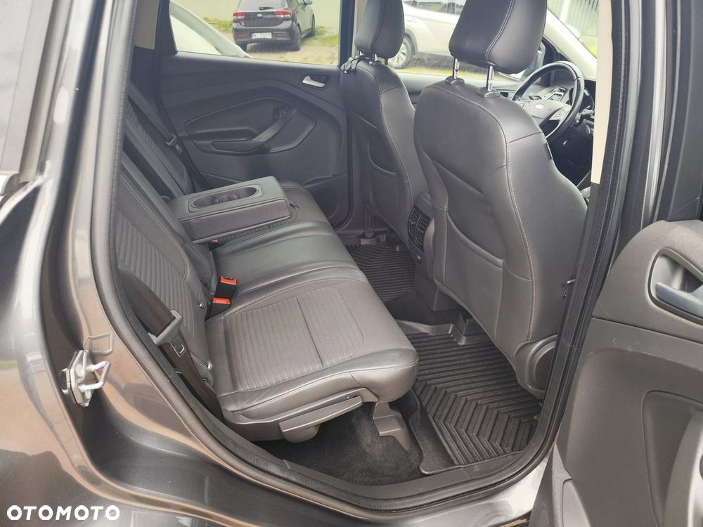 Ford Kuga 1.5 EcoBoost 4x4 Titanium - 14