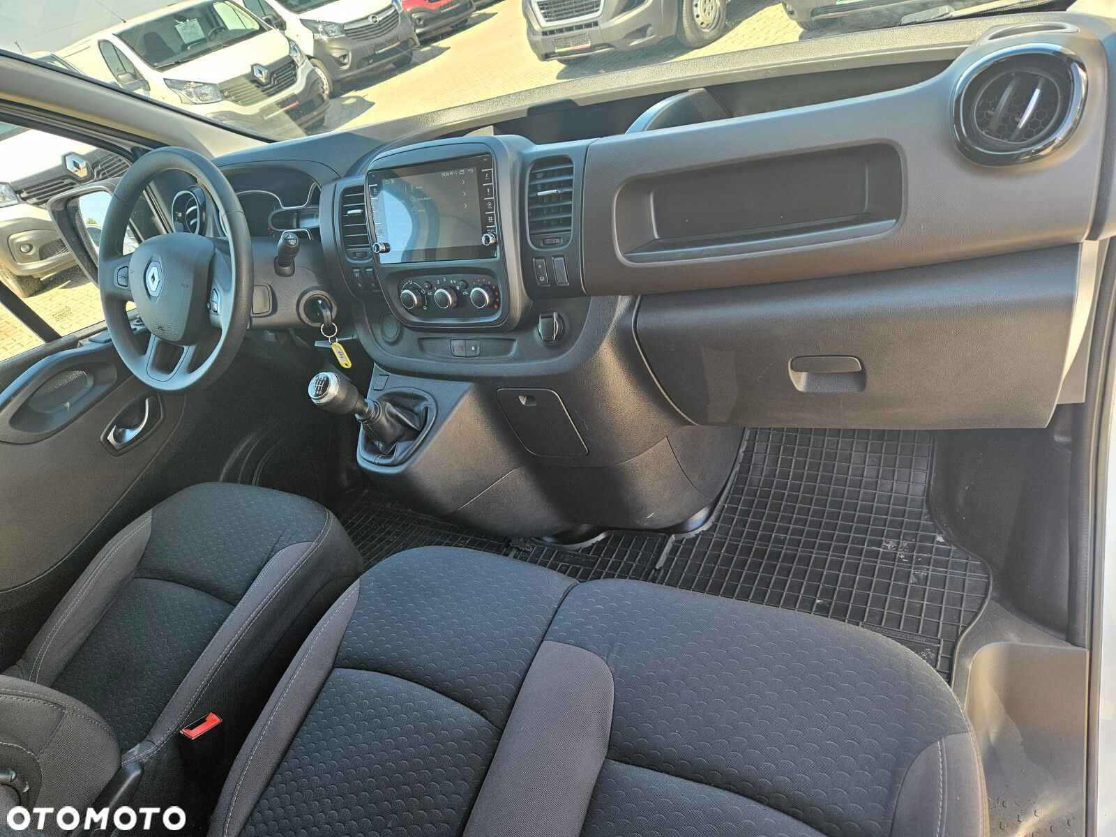Renault Trafic L2H1 *79900zł NETTO* Brygadówka 6 osób 2,0dCi/120KM - 24