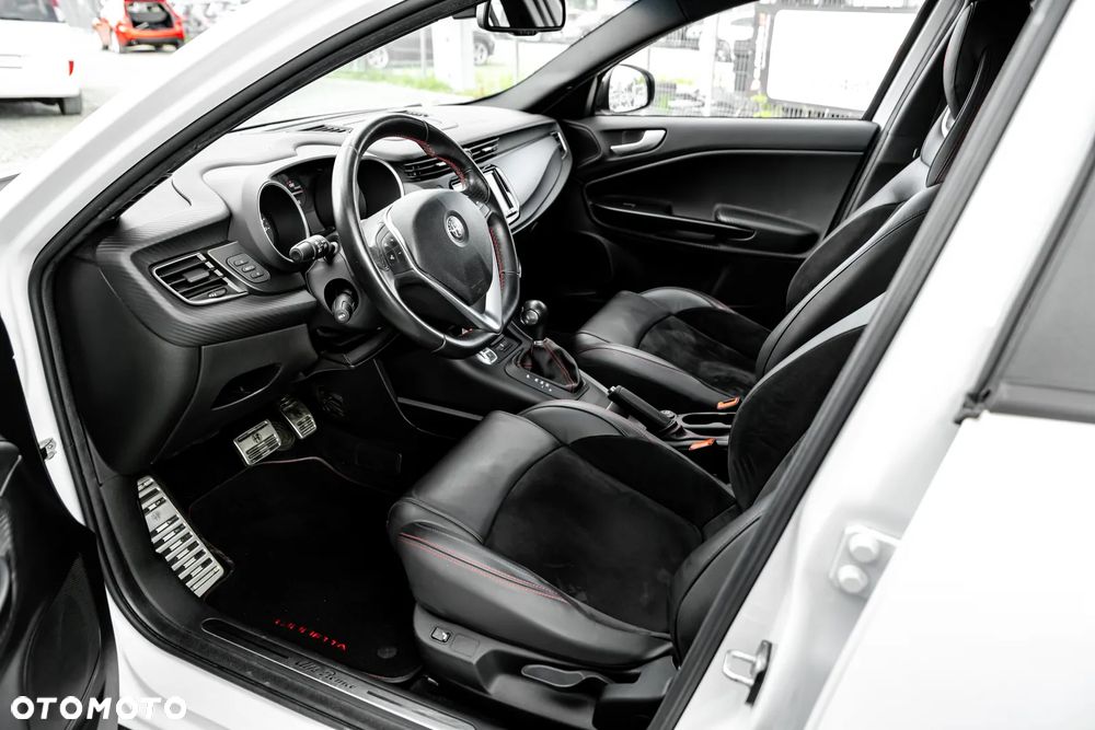 Alfa Romeo Giulietta 1.8 TBi 16V TCT Veloce - 19