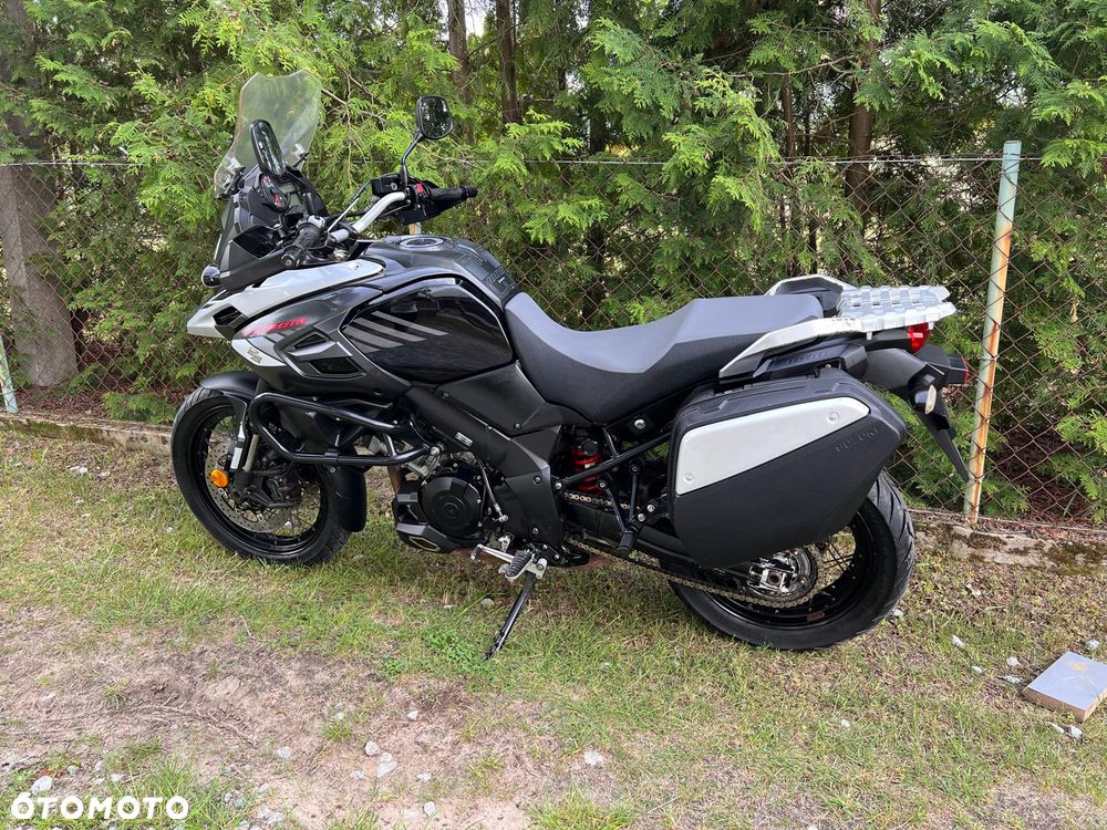 Suzuki V-STROM - 3