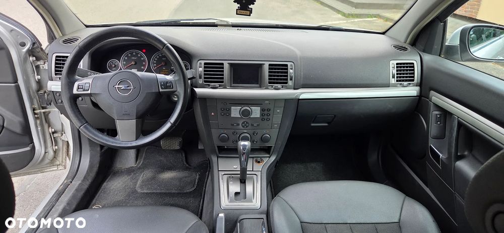 Opel Vectra 2.8 V6 Turbo Automatik Cosmo - 8
