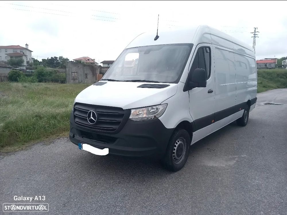 Mercedes-Benz 317 cdi - 2