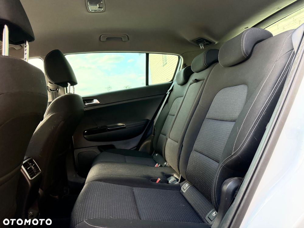 Kia Sportage 1.6 CRDI 2WD VISION - 16