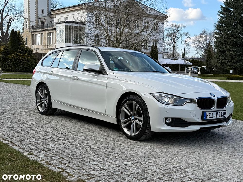 BMW Seria 3 318d Luxury Line - 11